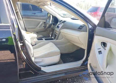 2009 Toyota Camry Le z USA, uszkodzony, nr VIN 4T1BE46K89U269102